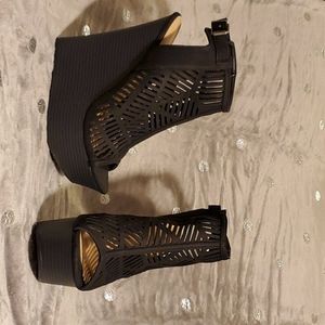 Frena Platform Wedge in Black